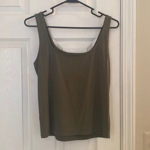 Army Green Loft flattering Tank (M)